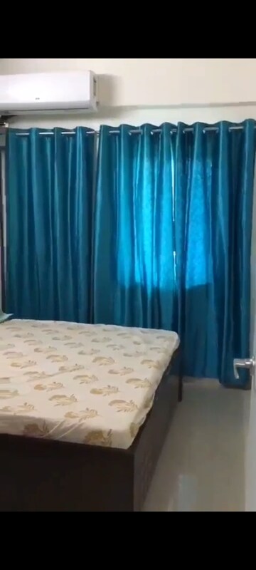 Bedroom in 1 BHK Apartment at Sector 14 Dwarka – for Rent