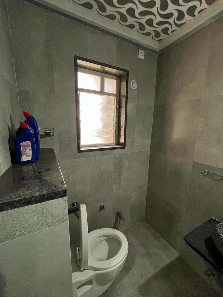 Bathroom, lunkad-orchids 3 Bedroom 2400 Sq.Ft. Penthouse In Viman Nagar Pune 8962694