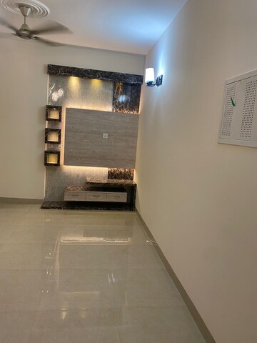 Furnished Amenities in 2 BHK Apartment at M3M Marina, Sector 68 – for Rent