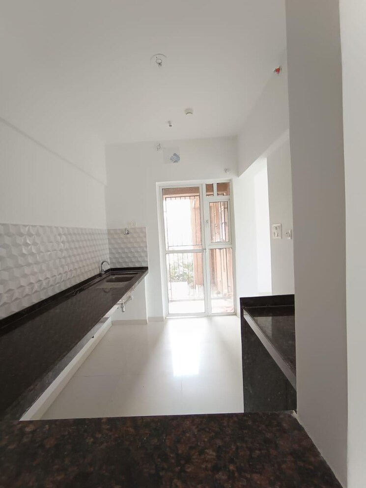 Kitchen, kharadi 3 Bedroom 952 Sq.Ft. Apartment In Kharadi Pune 8962700