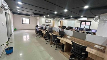  Office Space For Rent in Ab Road