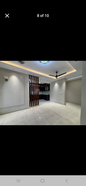 Room in 3 BHK Builder Floor at Puri PP City Centre, Pitampura – for Rent