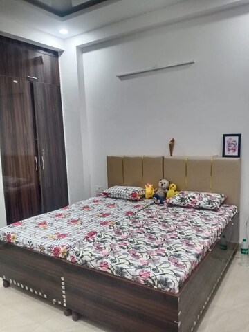 Bedroom in 2 BHK Apartment at Gaur City-2, Gaur City 2 – for Rent