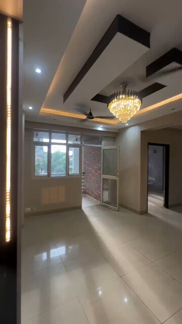 Room in 3 BHK Apartment at GH-7 Crossings Republik, Vijay Nagar – for Sale