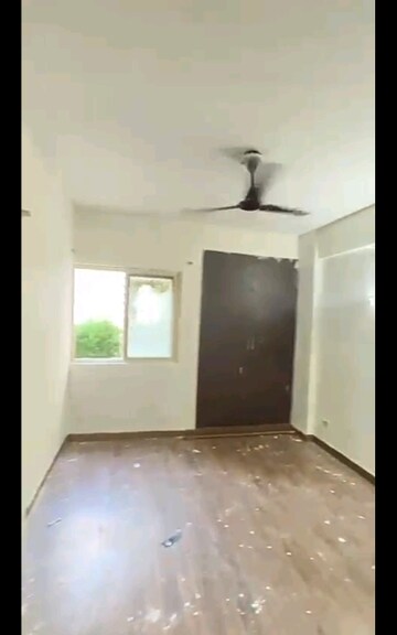 Room in 2 BHK Apartment at Paras Seasons, Sector 168 – for Sale
