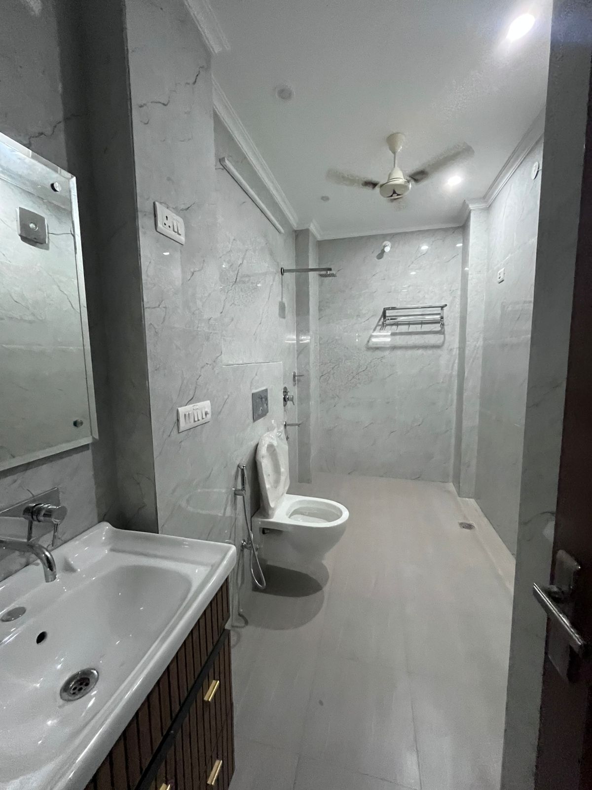 3 BHK Builder Floor For Rent in Ansal Sushant Apartments