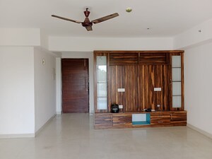 Room in 3 BHK Apartment at SS The Coralwood, Sector 84 – for Sale