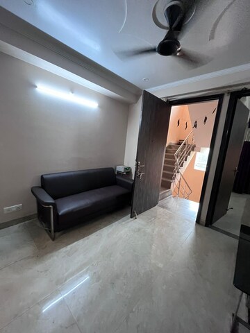 Living Room in 3 BHK Builder Floor at Ansal Sushant Apartments, Sushant Lok I – for Rent