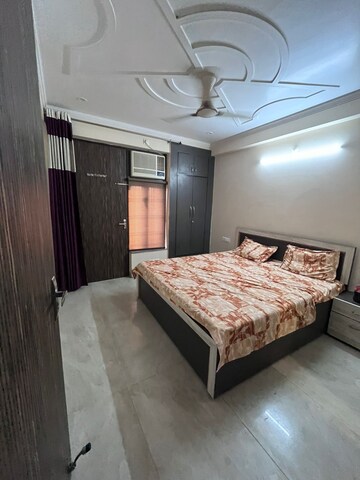 Bedroom in 3 BHK Builder Floor at Ansal Sushant Apartments, Sushant Lok I – for Rent