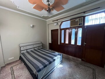 Bedroom in 3 BHK Builder Floor at Ansal Sushant Apartments, Sushant Lok I – for Rent