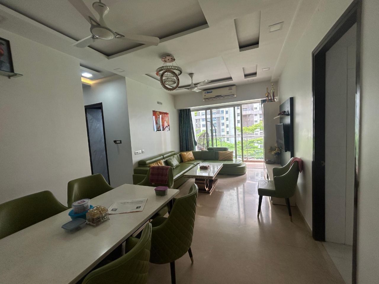 2 BHK + Servant Room Apartment For Rent in Lodha Primero