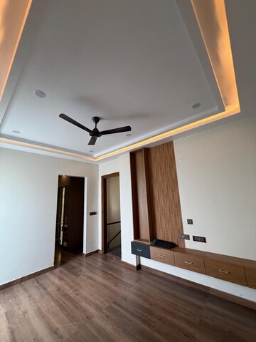 5 BHK Villa – Exterior View View at Sector 1 Wave City - for Sale