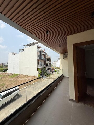 Balcony in 5 BHK Villa at Sector 1 Wave City – for Sale