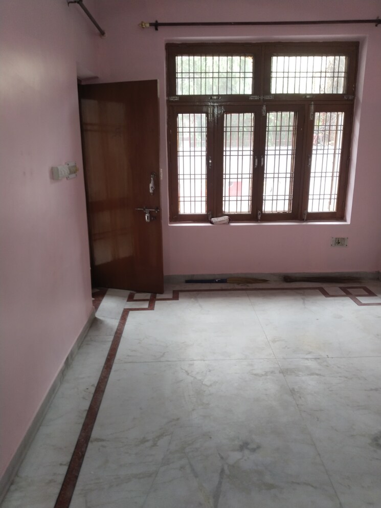 Room, vipul khand 2 Bedroom 1000 Sq.Ft. Builder Floor In Vipul Khand Lucknow 8962836