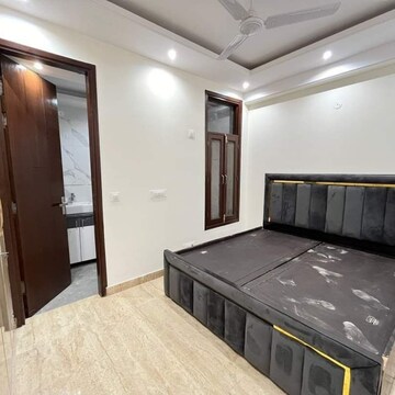 Bedroom in 3 BHK Builder Floor at Chattarpur – for Rent