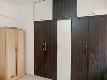 Bedroom in 2.5 BHK Apartment at Neelkanth Palms, Kapur Bawdi – for Rent