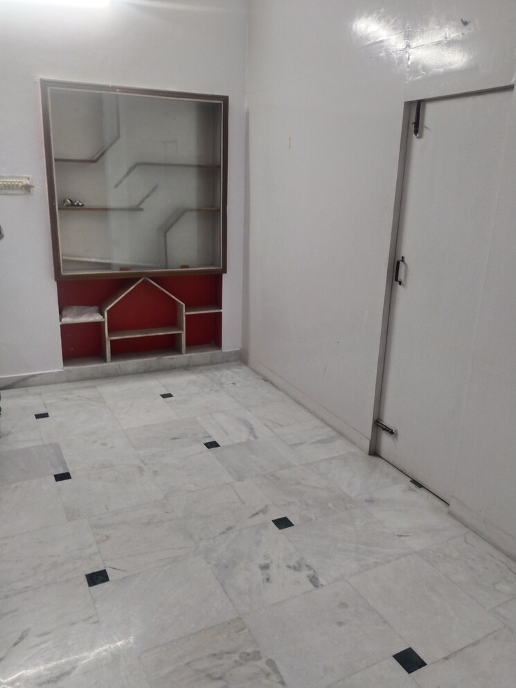 Room, gomti nagar 1.5 Bedroom 1200 Sq.Ft. Builder Floor In Gomti Nagar Lucknow 8962863