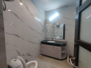 Bathroom in 3.5 BHK Villa at Unitech Deerwood Chase, Nirvana Country – for Rent