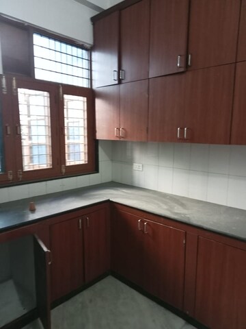 Kitchen in 3 BHK Builder Floor at Gomti Nagar – for Rent