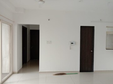 Room in 2 BHK Apartment at Kolte Patil Life Republic, Hinjewadi – for Rent