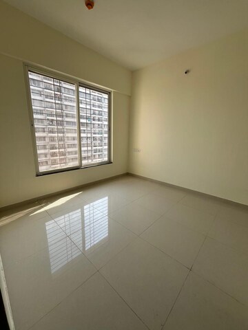 Room in 2 BHK Apartment at Kolte Patil R10, Hinjewadi – for Rent