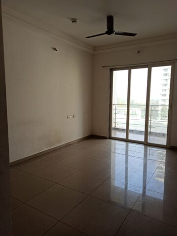 Room in 2 BHK Apartment at Kolte Patil Life Republic, Hinjewadi – for Rent