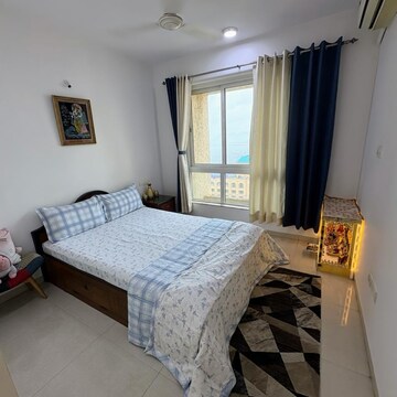 Bedroom in 3 BHK Apartment at Hiranandani Canary, Hiranandani Estate – for Rent