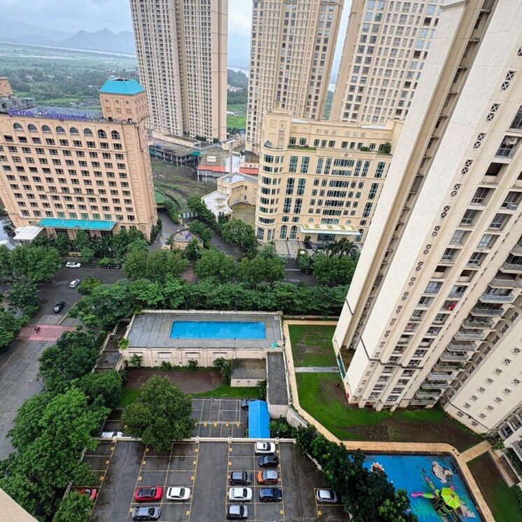 Exterior View, hiranandani-canary 3 Bedroom 1200 Sq.Ft. Apartment In Hiranandani Estate Thane 8962928