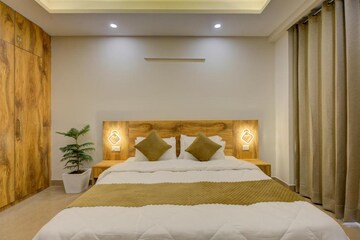 Bedroom in 4 BHK Builder Floor at Chanakyapuri – for Rent