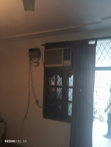 Furnished Amenities in 2 BHK Builder Floor at Lajpat Nagar I – for Rent