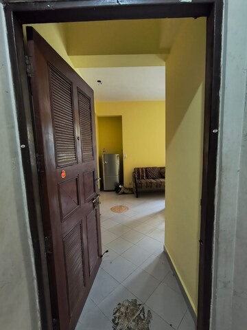 Bathroom in 2 BHK Apartment at Genexx Valley, Diamond Harbour Road – for Rent
