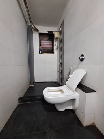 Bathroom in 6+ BHK Villa at Parsik Hills, Cbd Belapur Sector 24 – for Rent
