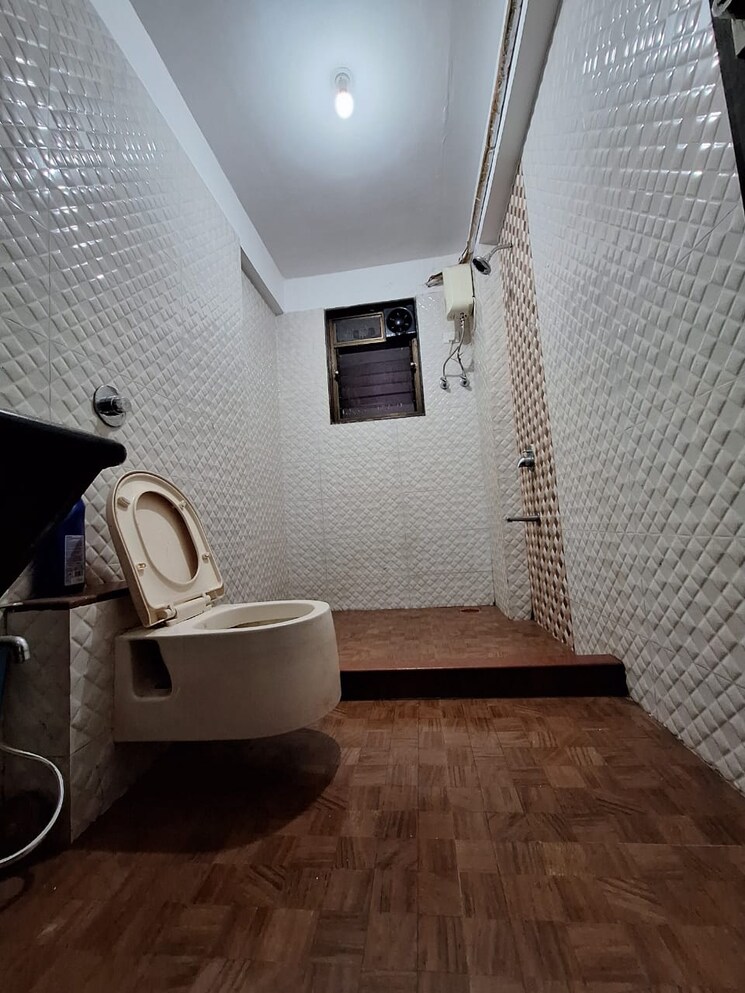 Bathroom, parsik-hills 6+ Bedroom 400 Sq.Mt. Villa In Cbd Belapur Sector 24 Navi Mumbai 8962989