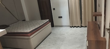 Room in 6+ BHK Independent House at RWA Apartments Sector 108, Sector 108 – for Rent