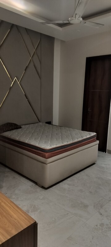 Bedroom in 6+ BHK Independent House at RWA Apartments Sector 108, Sector 108 – for Rent