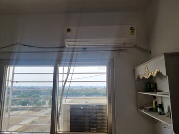Furnished Amenities in 3 BHK Apartment at Sushant Golf City – for Rent