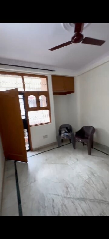 Room in 3 BHK Builder Floor at Vasundhara Sector 4 – for Rent