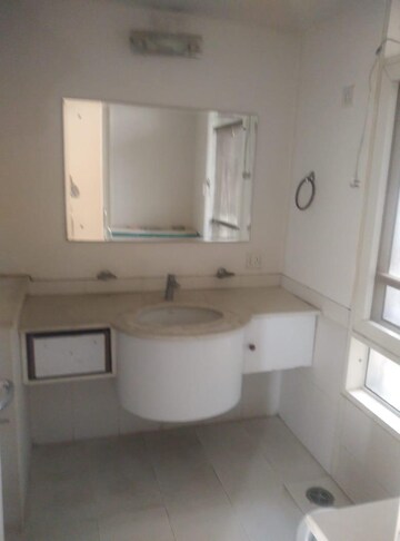 Master Bedroom in 2 BHK Apartment at Jaypee Greens Star Court, Jaypee Greens – for Rent