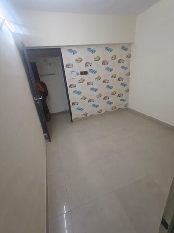 Room in 1 BHK Apartment at Evershine Oak, Mira Road – for Rent