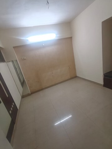 Room in 1 BHK Apartment at Evershine Oak, Mira Road – for Rent
