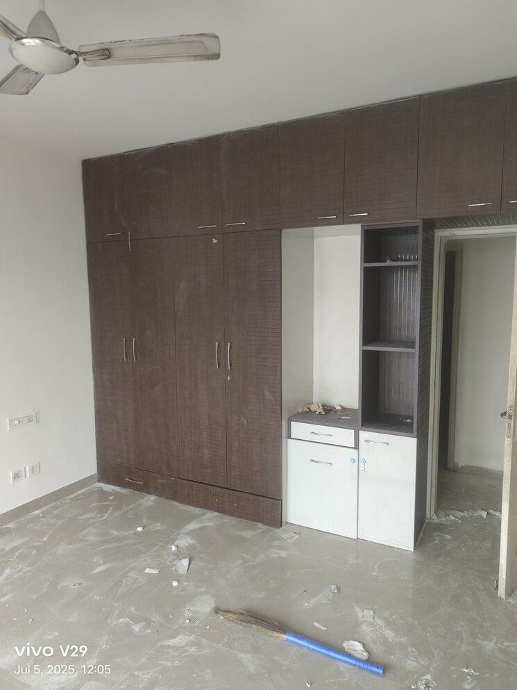 Room, unitech-heritage-city 3 Bedroom 2250 Sq.Ft. Apartment In Sector 25 Gurgaon 8963060