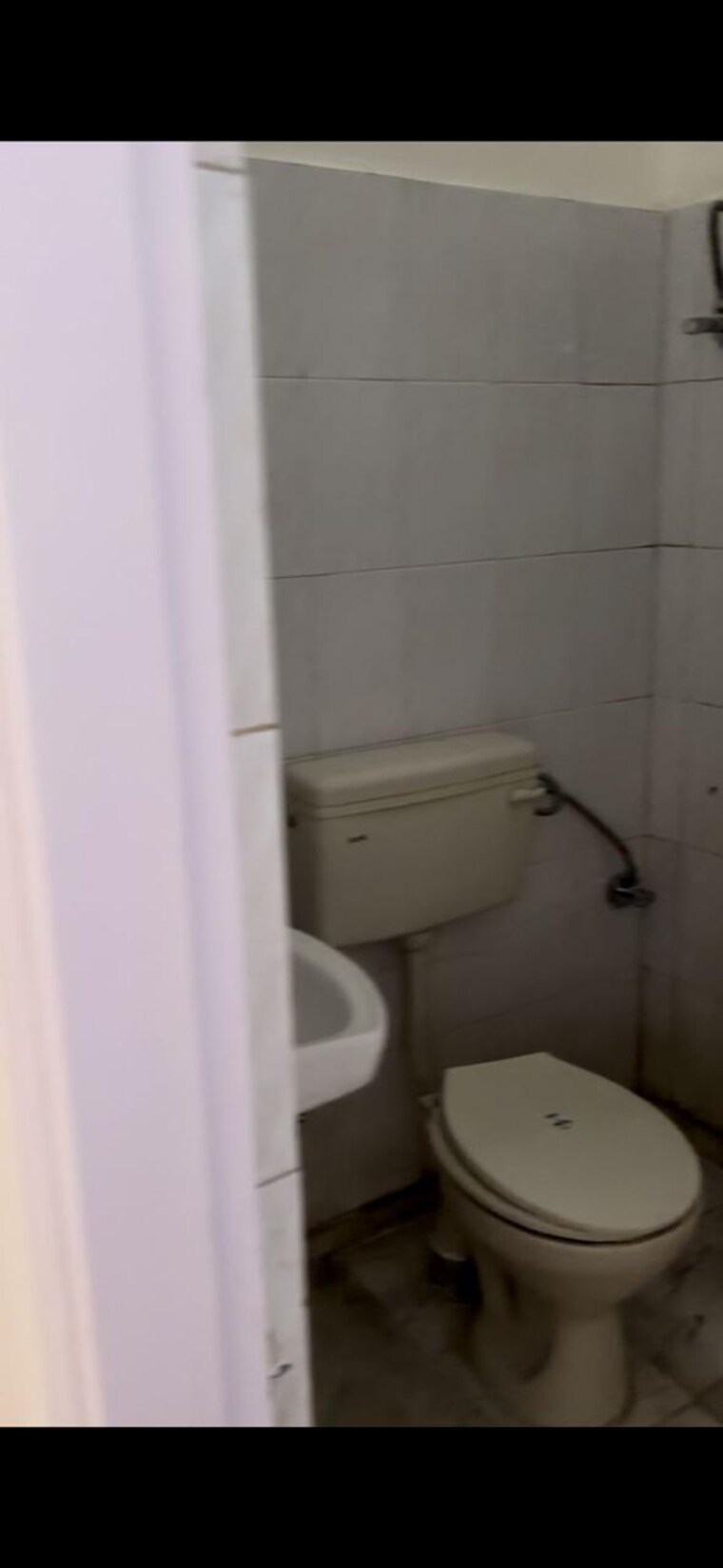 Bathroom, khanpur 2 Bedroom 75 Sq.Yd. Builder Floor In Khanpur Delhi 8963046