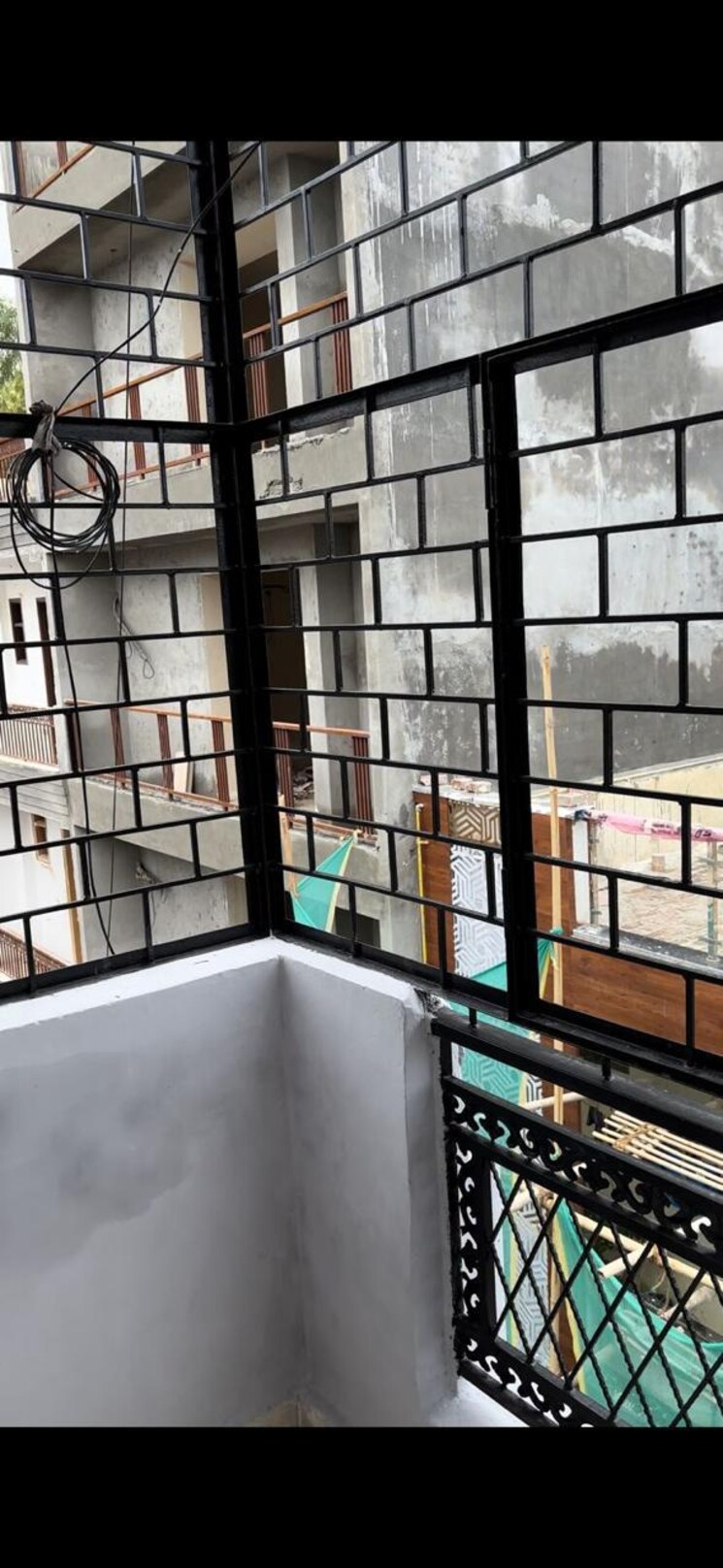 Balcony, khanpur 2 Bedroom 75 Sq.Yd. Builder Floor In Khanpur Delhi 8963046