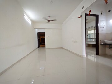 Room in 2 BHK Apartment at Marathon Vega, New Panvel – for Rent