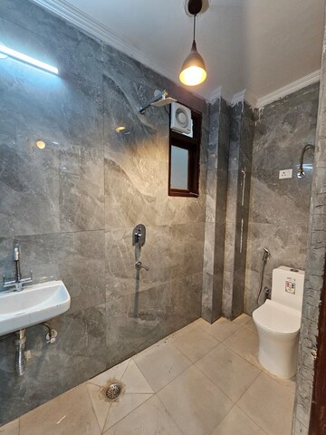 Bathroom in 1 BHK Builder Floor at Saket – for Rent