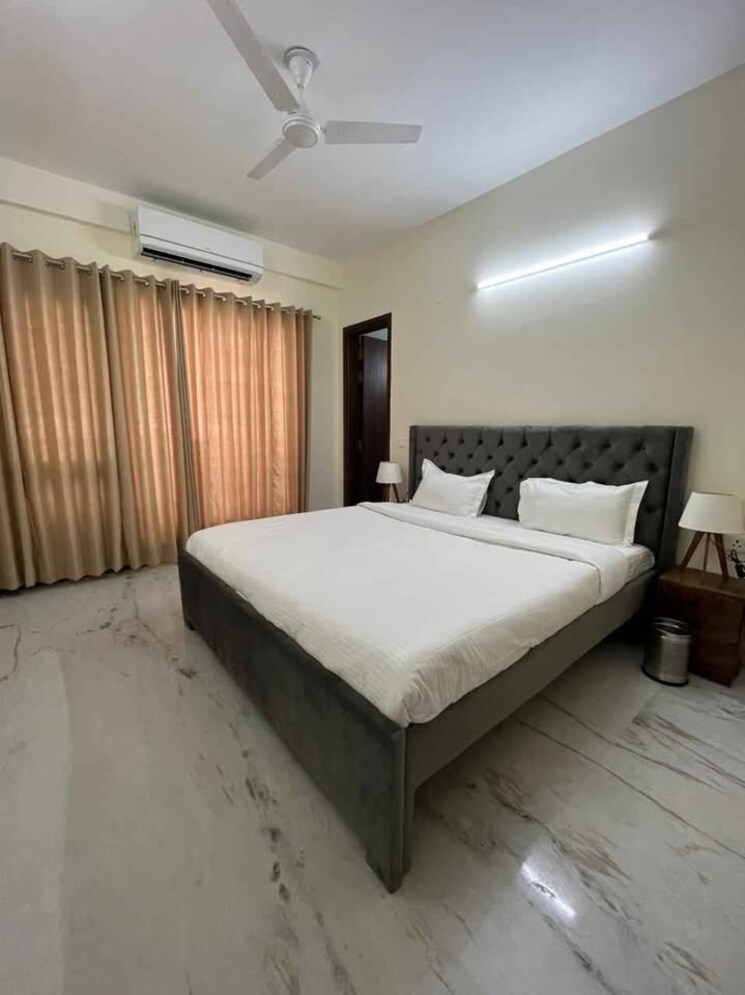 Bedroom, dlf-ridgewood-estate 4 Bedroom 1701 Sq.Ft. Apartment In Dlf Phase iv Gurgaon 8963093