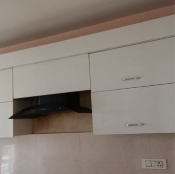 Furnished Amenities in 4 BHK Builder Floor at South City 2 – for Rent