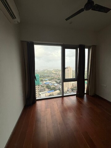 2 BHK Apartment For Rent in Piramal Aranya, Byculla