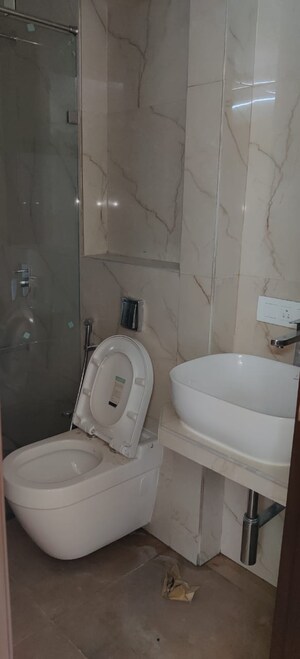 Bathroom in 3 BHK Apartment at Lashkaria Empress, Andheri West – for Sale