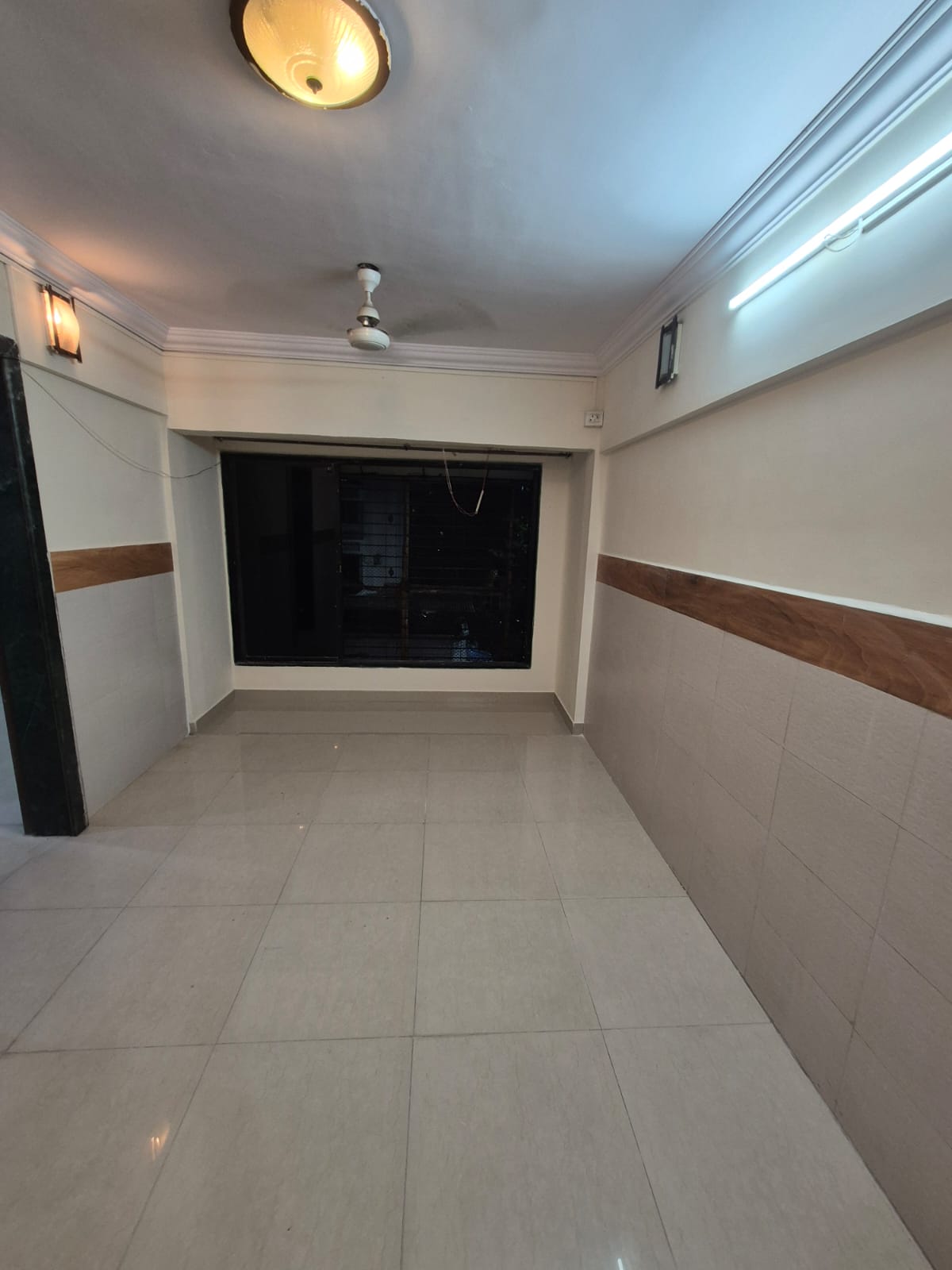 2 BHK Apartment For Rent in Vimla Plaza